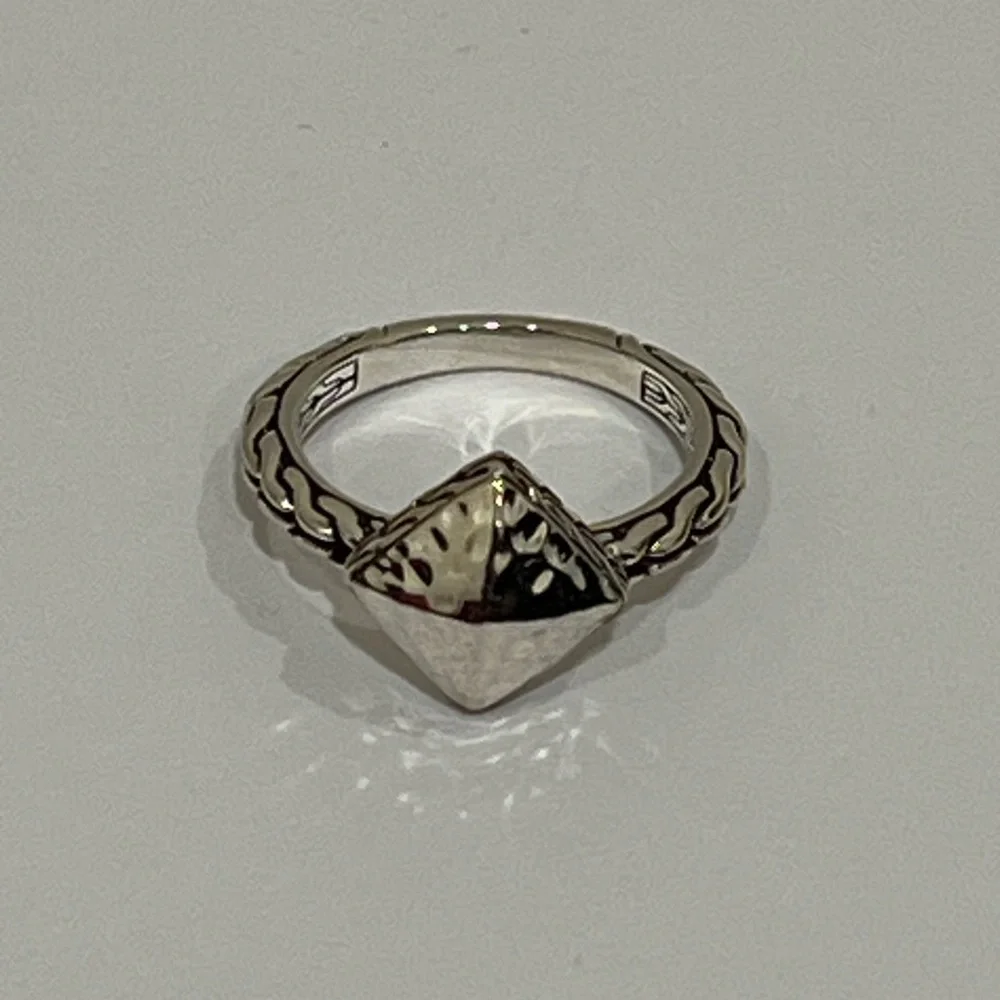 John Hardy Lot (Rings & Earrings) - Picture 10 of 16